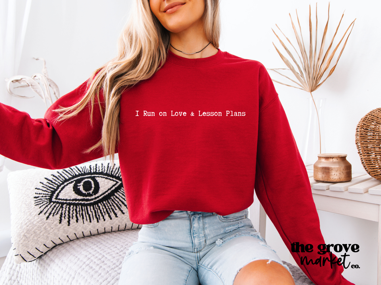 I run on Love and Lesson Plans PNG - Digital Download - Valentine's Day Teacher Design
